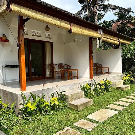 D'Janu Homestay Sidemen  Extérieur photo